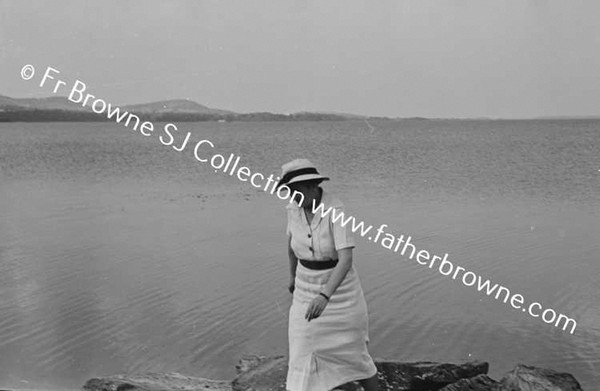 LOUGH DERG CLARE LILLIS MRS FRANK LILLES & PATRICIA SELF BY SHORE